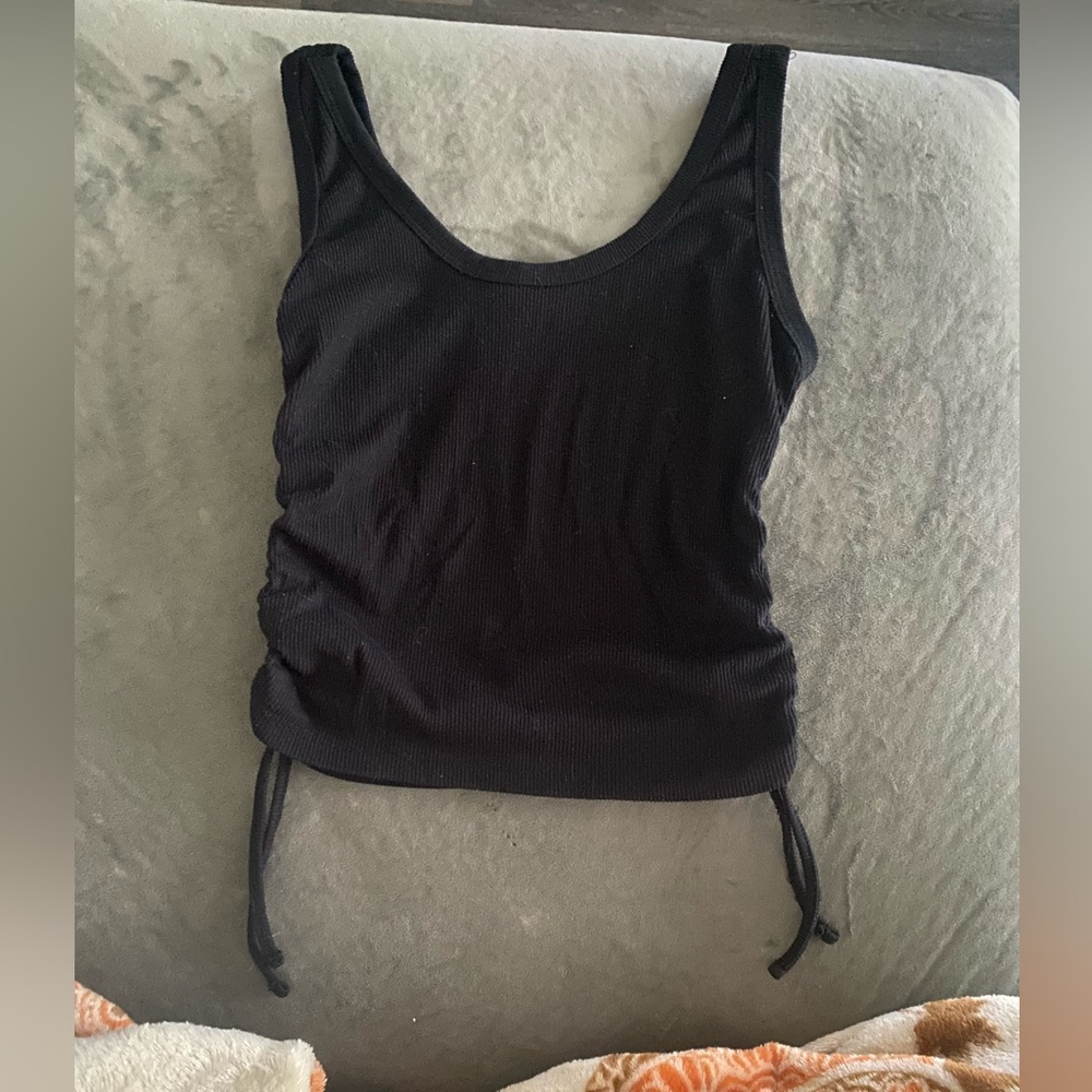 basic crop tank